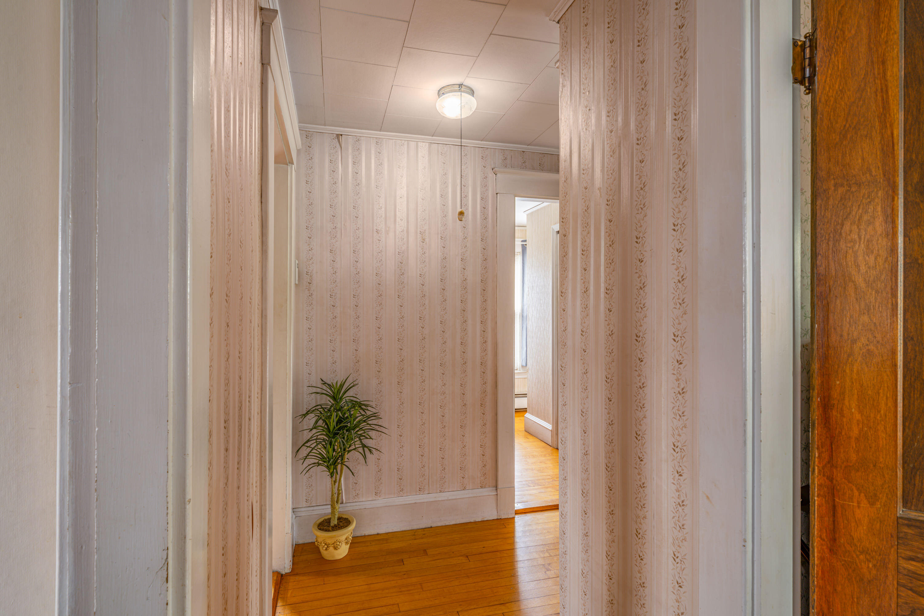 744 Hammond Street Bangor, ME 04401 - Photo 26 of 53 132 744 Hammond St Bangor Upstairs Hall
