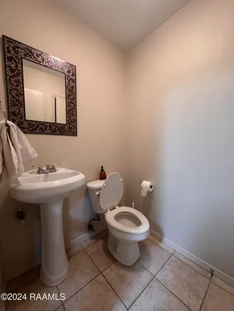 $1,350 | 200 Lodge Drive, Unit 812, Lafayette, LA 70506