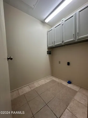 $1,350 | 200 Lodge Drive, Unit 812, Lafayette, LA 70506