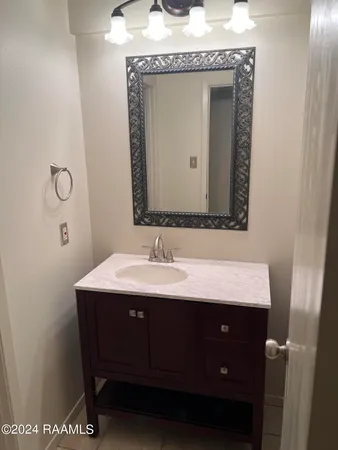 $1,350 | 200 Lodge Drive, Unit 812, Lafayette, LA 70506