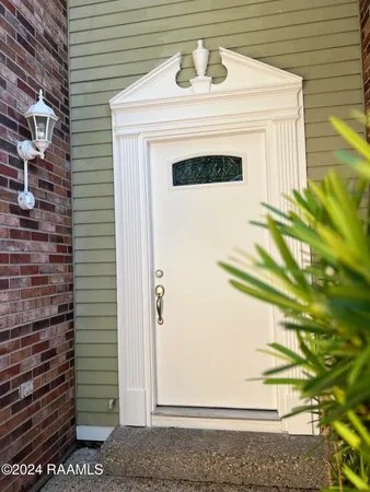 $1,350 | 200 Lodge Drive, Unit 812, Lafayette, LA 70506