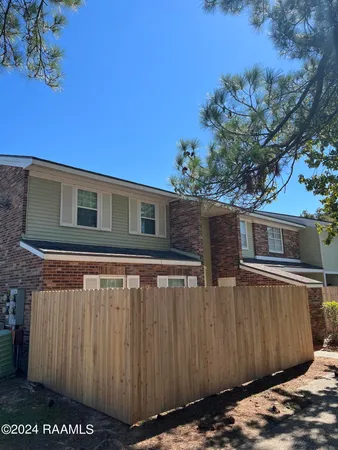 $1,350 | 200 Lodge Drive, Unit 812, Lafayette, LA 70506