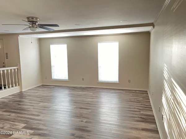 $1,350 | 200 Lodge Drive, Unit 812, Lafayette, LA 70506