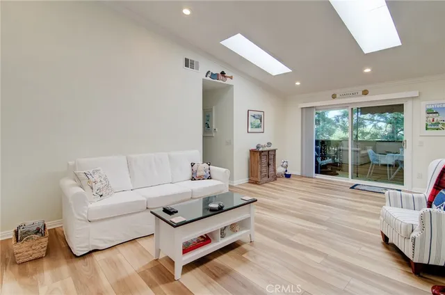 $699,999 | 8788 Coral Springs Court, Unit 203H, Huntington Beach, CA 92646