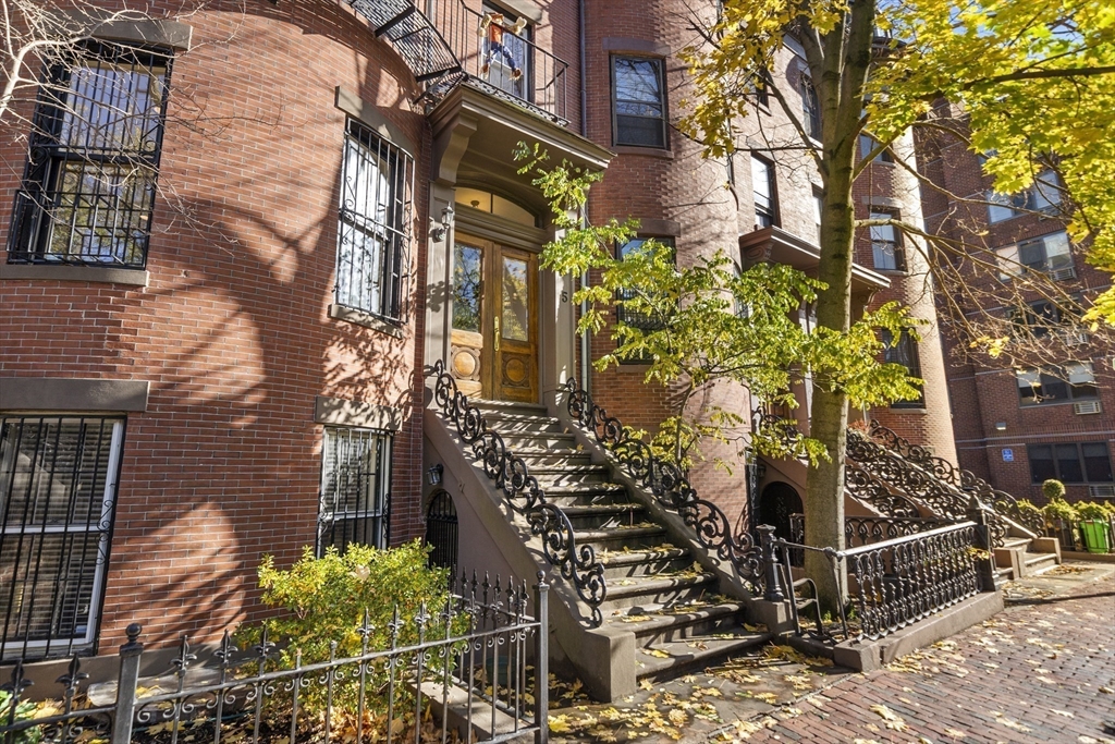 5 Concord Square, Unit 1 Boston, MA 02118 - Photo 13 of 18