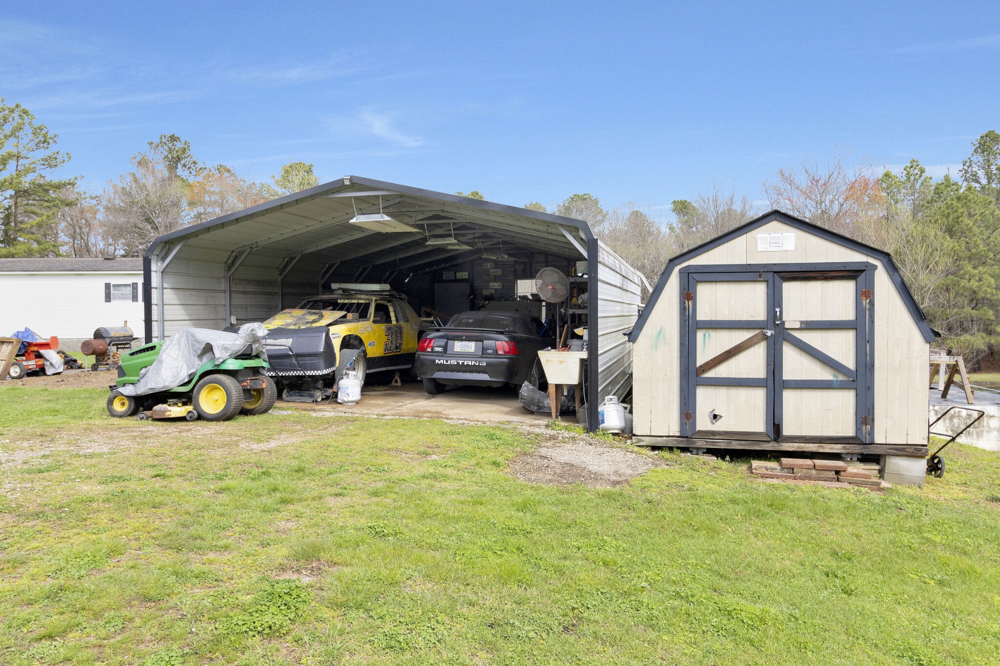 3209 Manley Drive Centerville, TN 37033 - Photo 20 of 23 a view of a house with a park