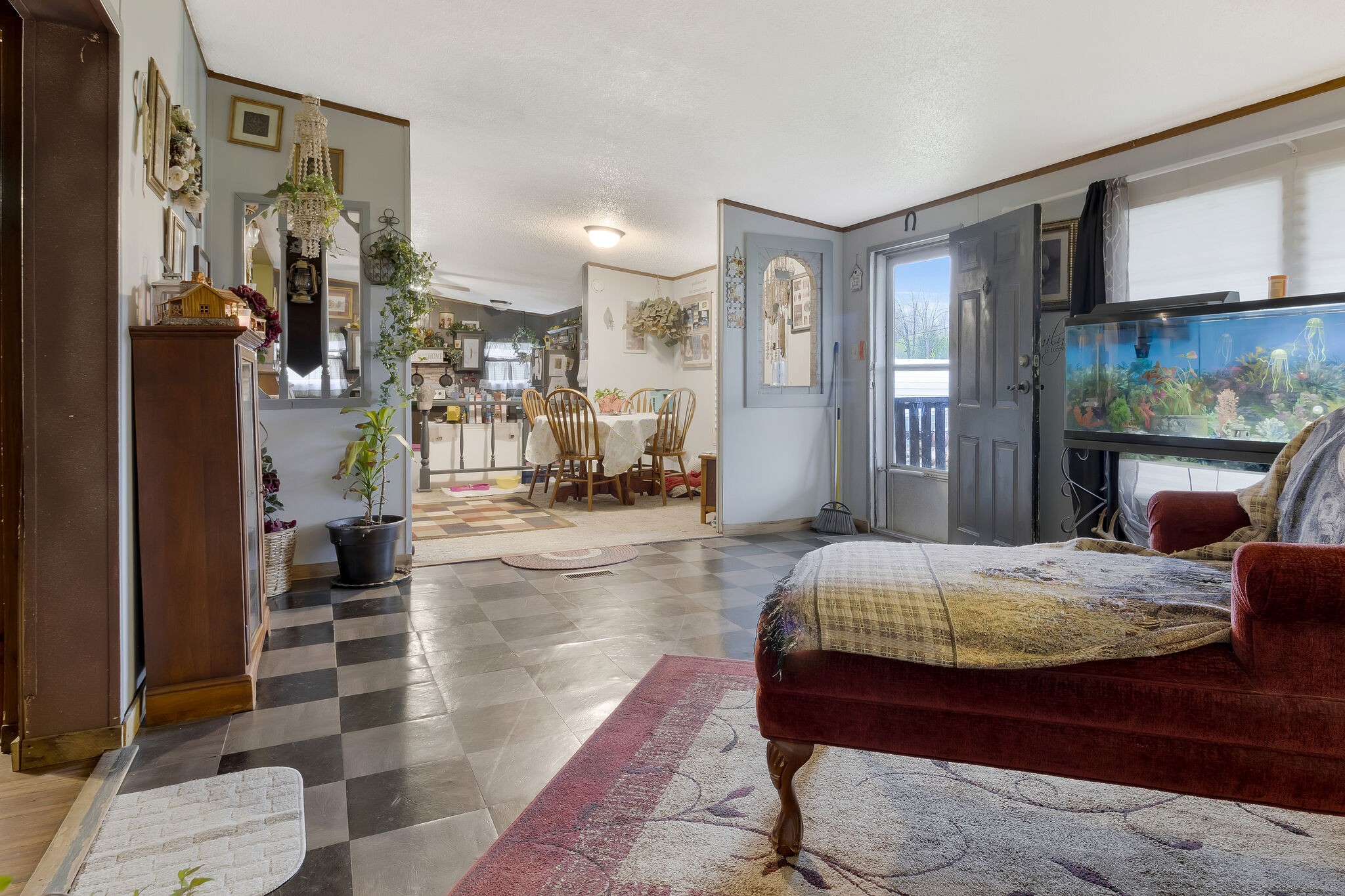 3209 Manley Drive Centerville, TN 37033 - Photo 6 of 23 a bedroom with a bed a mirror and lamp