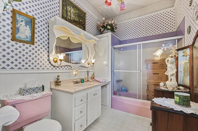 $620,000 | 427 South Main, Cedar Springs, MI 49319