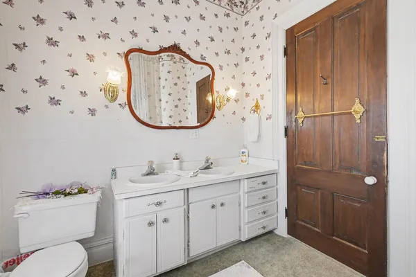 $595,000 | 427 South Main, Cedar Springs, MI 49319