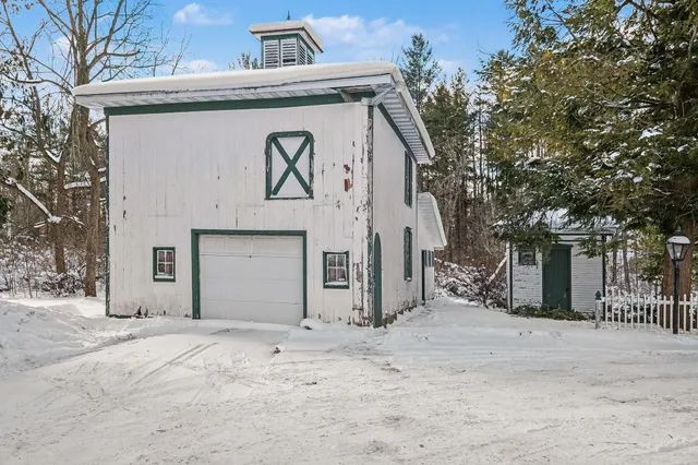 $620,000 | 427 South Main, Cedar Springs, MI 49319