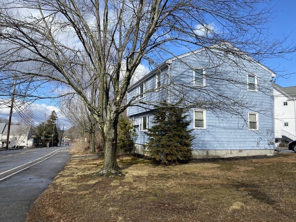 10-12 Guild Road Needham, MA 02494 - Photo 3 of 5