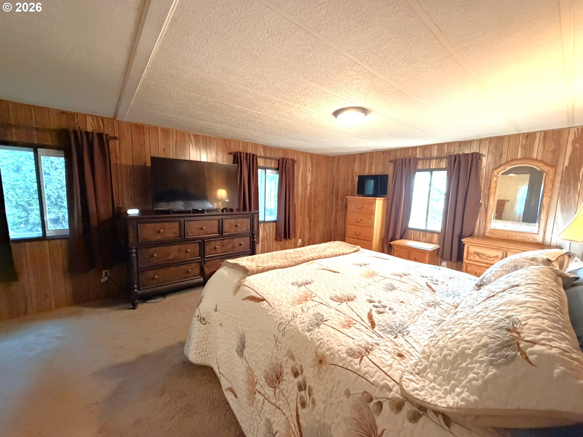 97868 Harbor View Circle Brookings, OR 97415 - Photo 11 of 17 Primary Bedroom