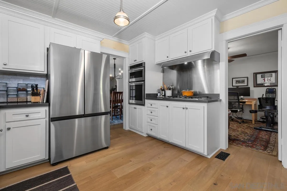 5151 Hastings Road San Diego, CA 92116 - Photo 12 of 30