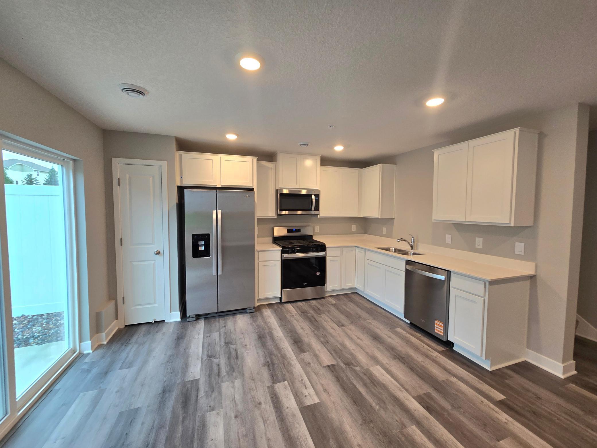 13720 Kaylemore Trail Rosemount, MN 55068 - Photo 19 of 69