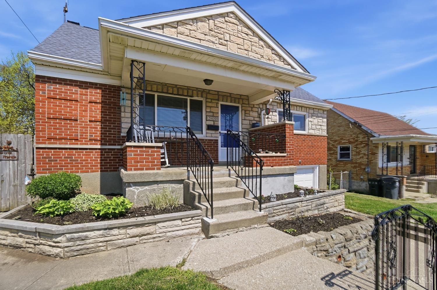 5450 Lawrence Road Cincinnati, OH 45248 - Photo 5 of 51