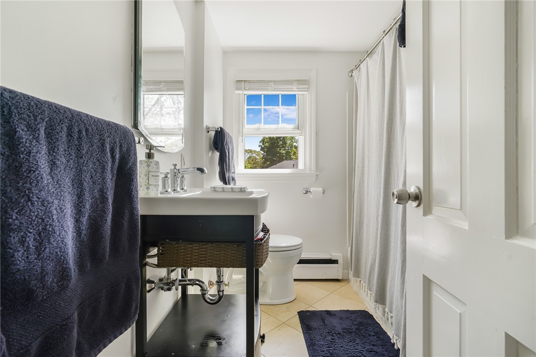 5 Indigo Road Barrington, RI 02806 - Photo 33 of 46