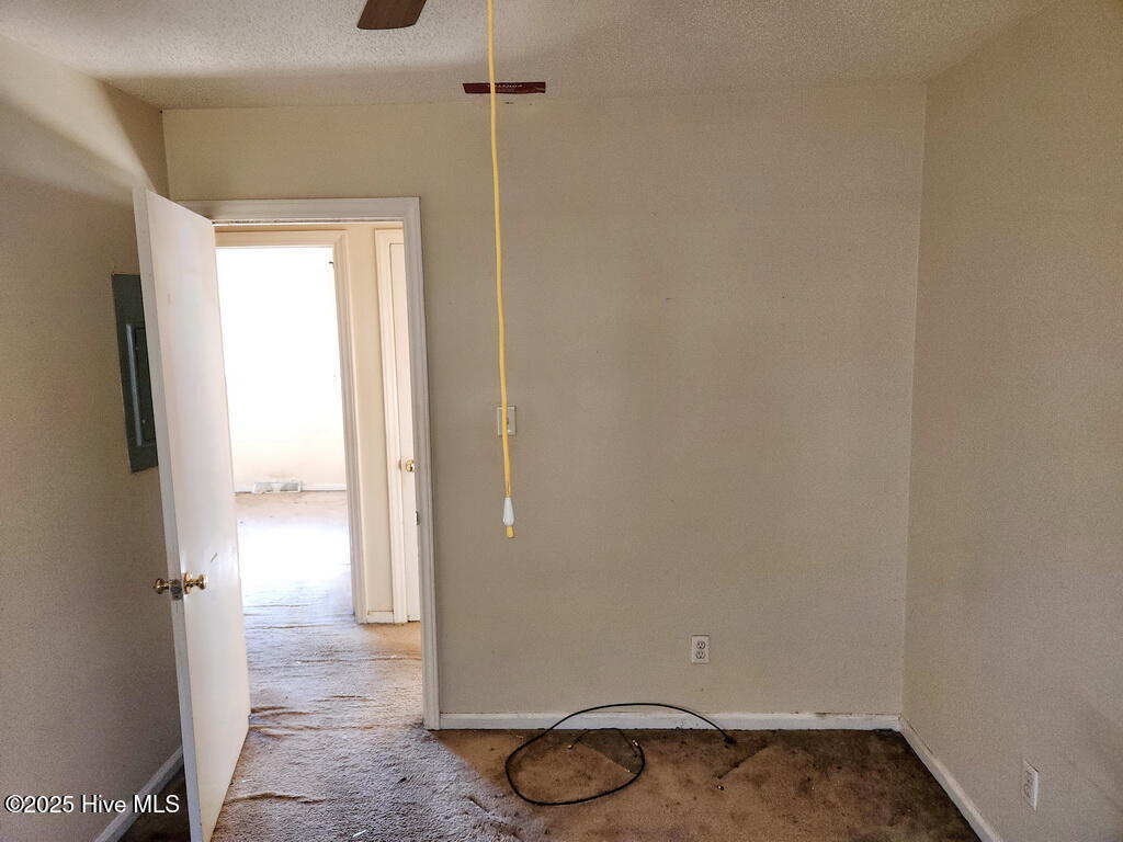 1010 East 7th Street Washington, NC 27889 - Photo 4 of 9 17 BEDROOM 2