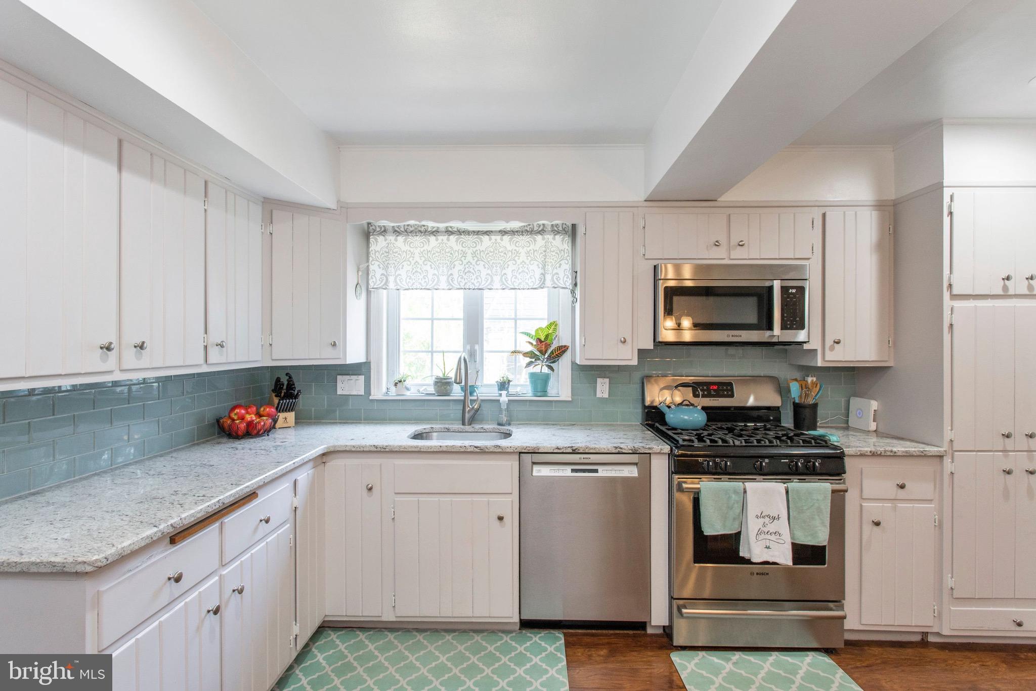 2152 Rush Road Abington, PA 19001 - Photo 9 of 27 Kitchen