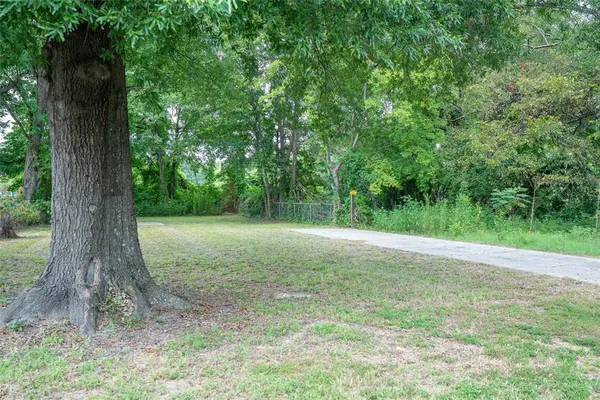a view of a outdoor space