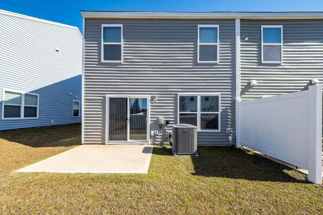 $1,895 | 251 Blue Haw Drive, Moncks Corner, SC 29461