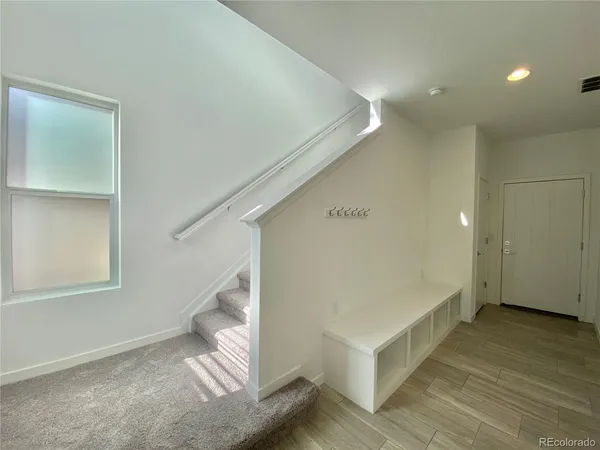 $3,295 | 926 Ramblestone Lane, Littleton, CO 80129