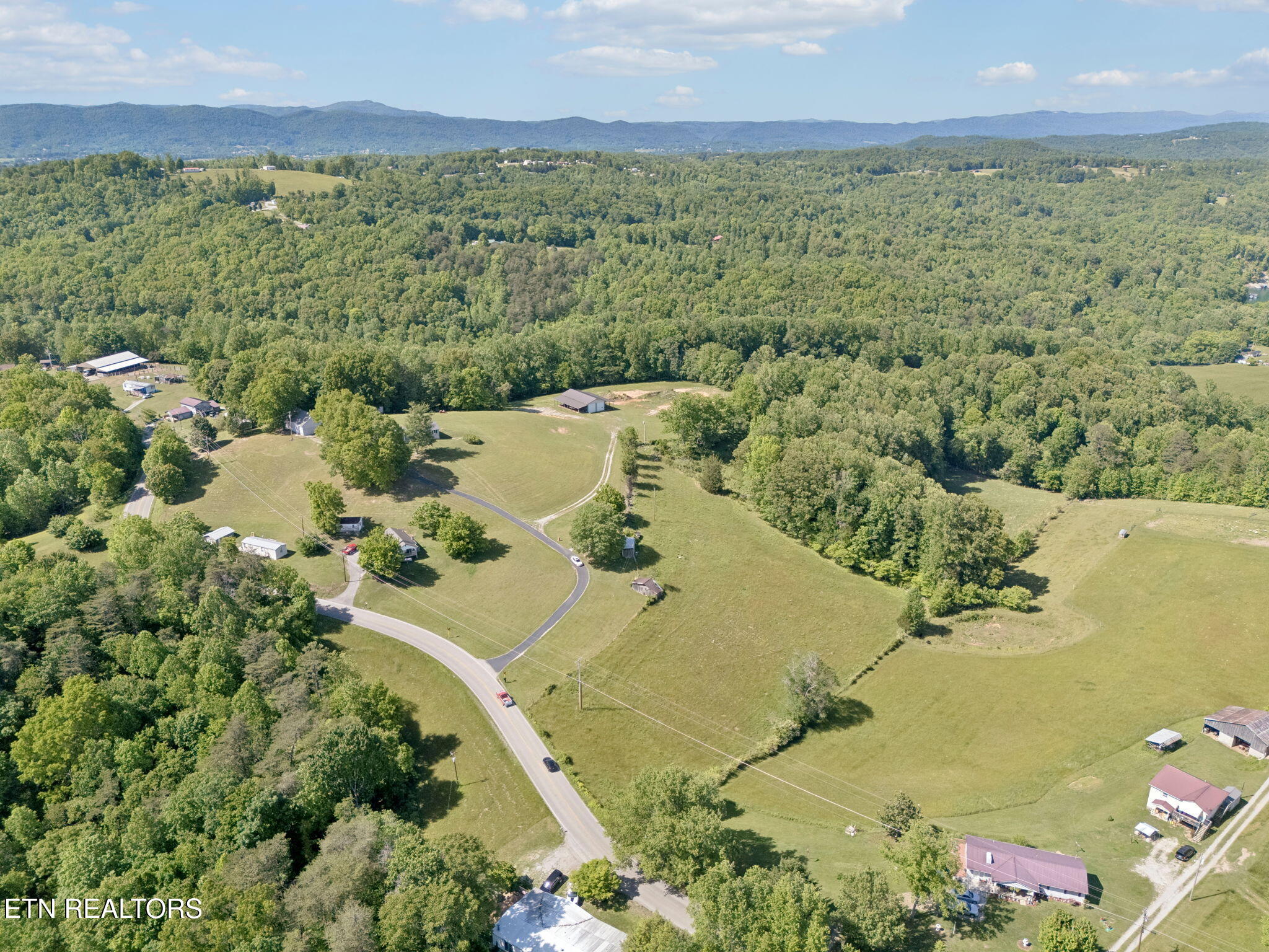 2245 Pinecrest Road Jacksboro, TN 37757 - Photo 57 of 60 74-2245 Pinecrest Rd - 072