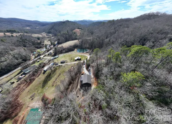 a view of a houses with a yard