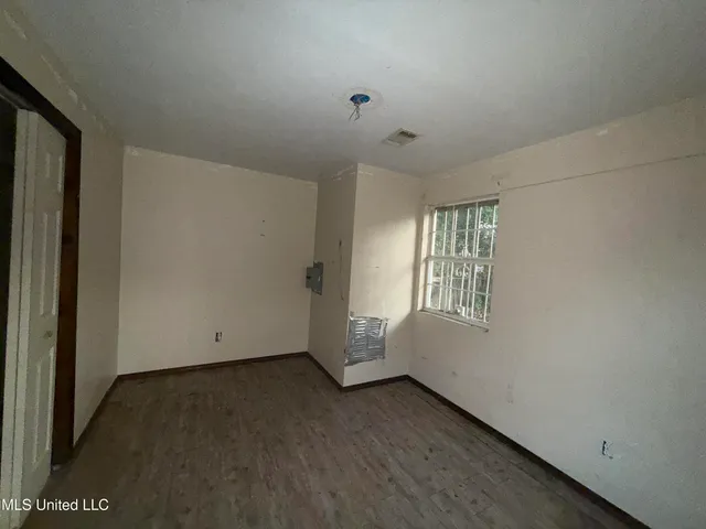 $72,000 | 1004 Voorhees Avenue, Jackson, MS 39209