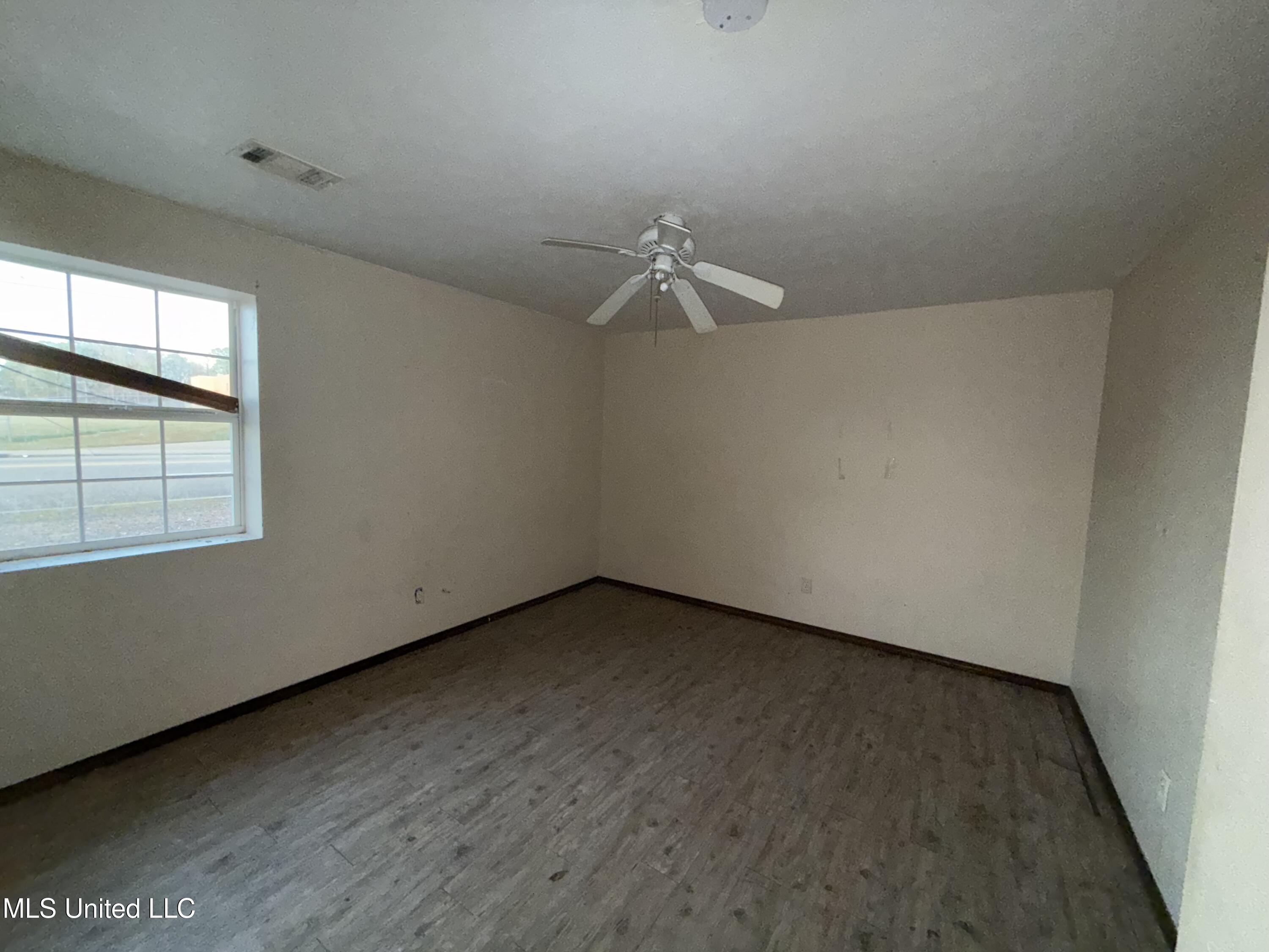 1004 Voorhees Avenue Jackson, MS 39209 - Photo 13 of 14 IMG_8620