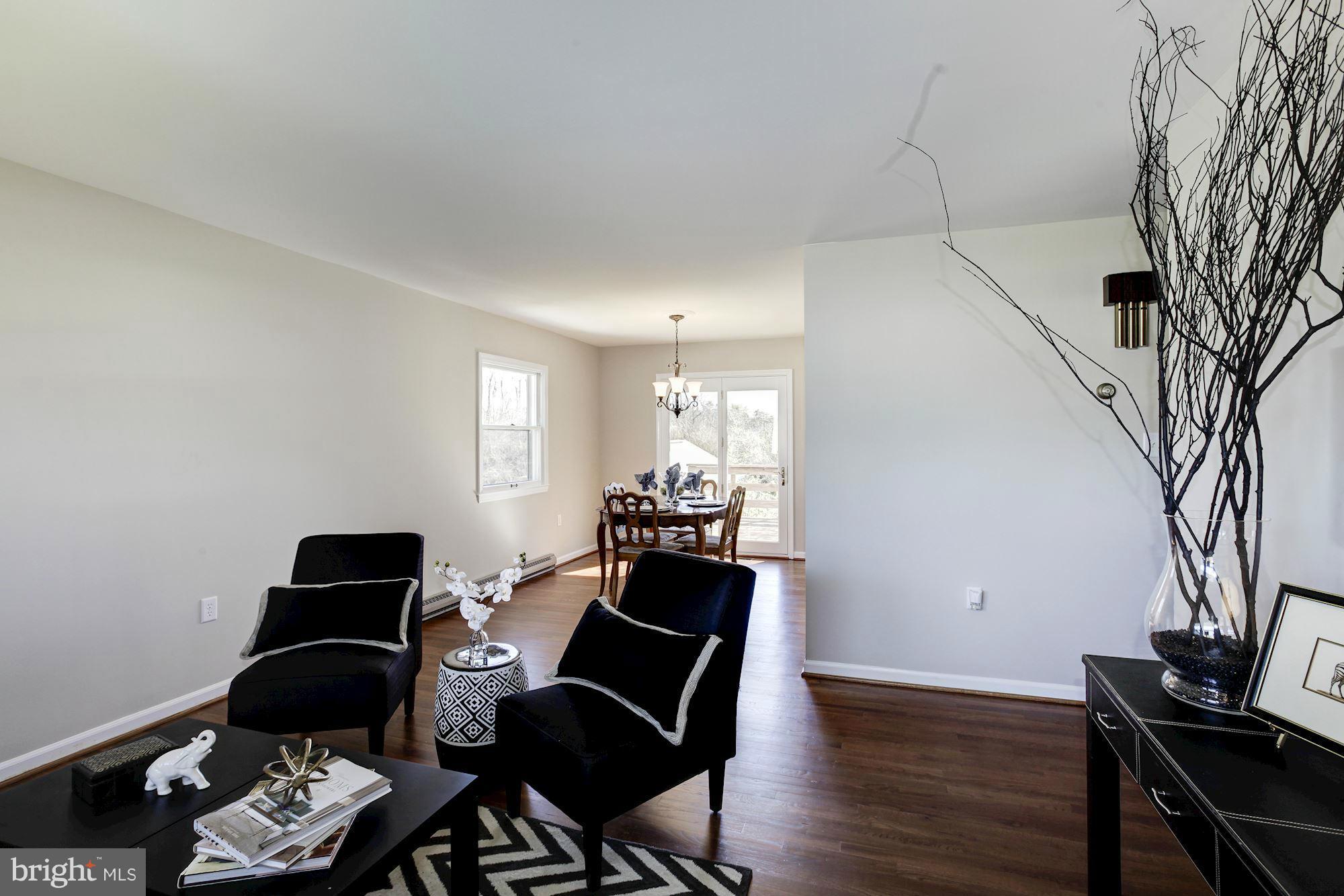 318 Williamsburg Road Sterling, VA 20164 - Photo 4 of 30 Gleaming Hardwoods Throughout