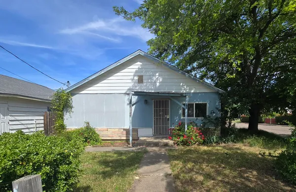$195,000 | 1355 Burgess Street, Red Bluff, CA 96080