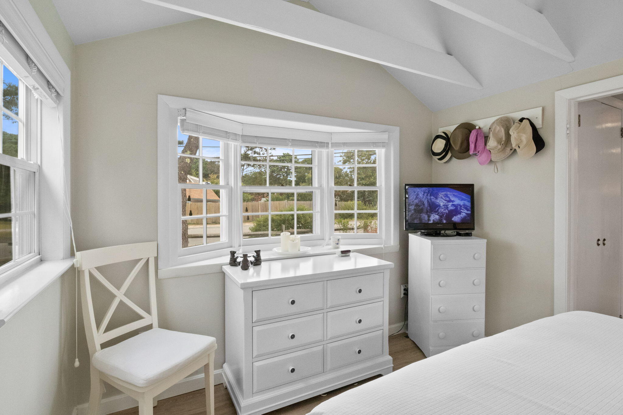 125 Shore Road, Unit 18 Truro, MA 02666 - Photo 18 of 27 19-web-or-mls-125-shore-rd-18