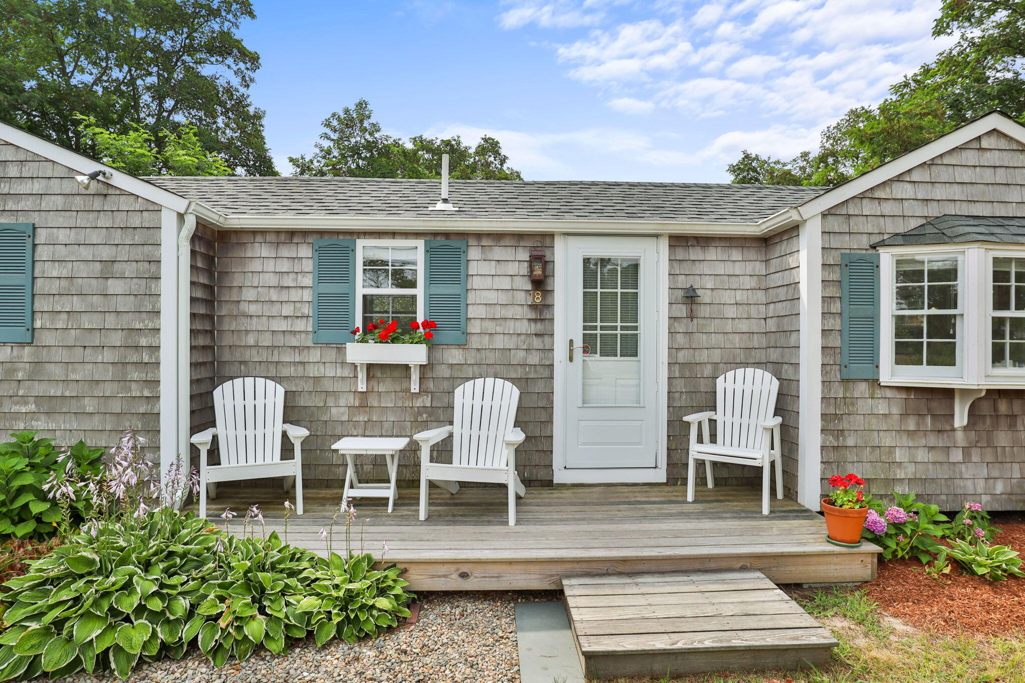 125 Shore Road, Unit 18 Truro, MA 02666 - Photo 2 of 27 3-web-or-mls-125-shore-rd-18