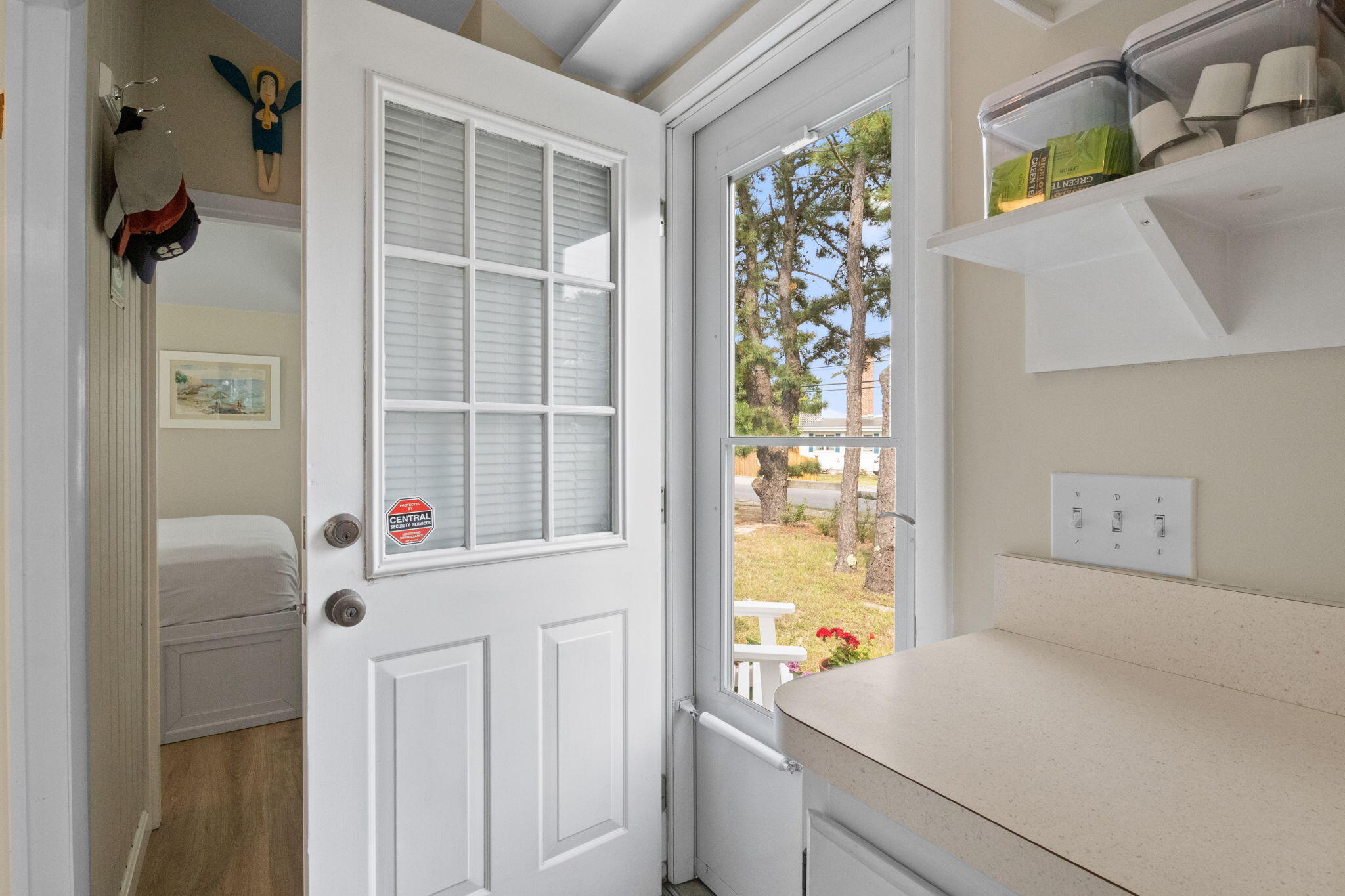 125 Shore Road, Unit 18 Truro, MA 02666 - Photo 3 of 27 4-web-or-mls-125-shore-rd-18