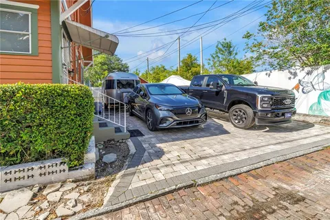 $750,000 | 1114 3rd Street North, St. Petersburg, FL 33701