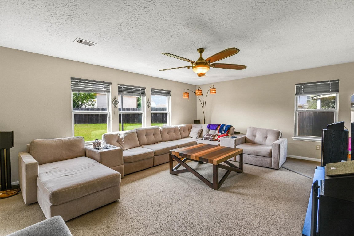 3003 Legends York Drive Spring, TX 77386 - Photo 7 of 29