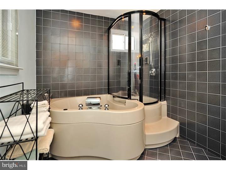 18 Scott Court Chesterbrook, PA 19087 - Photo 20 of 25 Master Bathroom