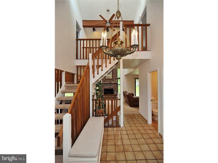18 Scott Court Chesterbrook, PA 19087 - Photo 3 of 25 Foyer