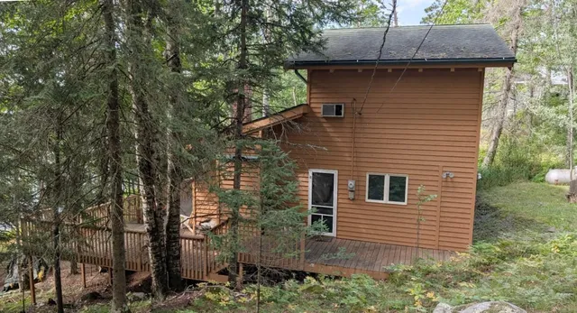 $800,000 | 8884 Raps Road, Cook, MN 55723