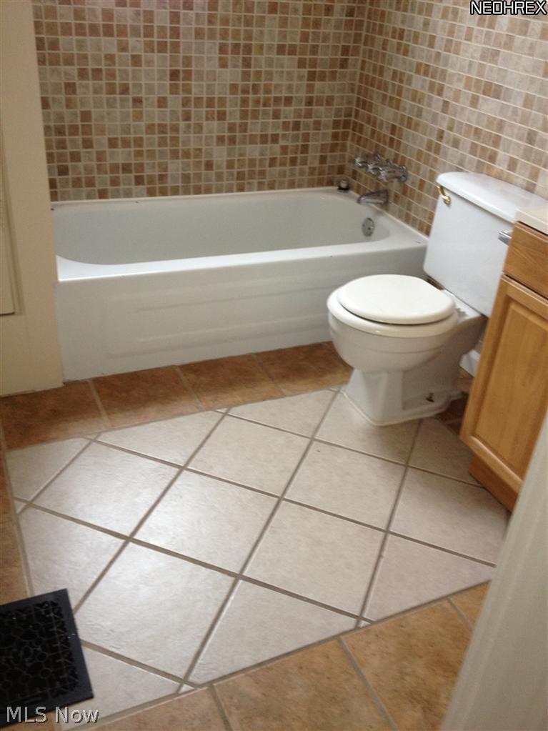 4012 Riverside Avenue Cleveland, OH 44109 - Photo 13 of 25 Gallery Image 13