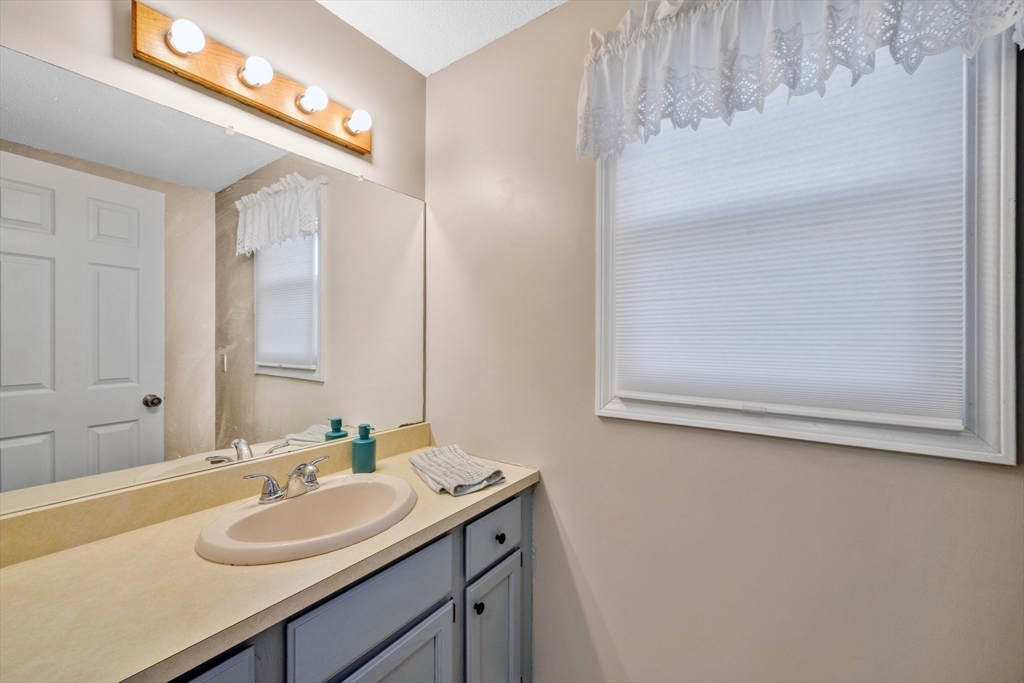 40 Ware Road, Unit 12 Belchertown, MA 01007 - Photo 10 of 39 Gallery Image 10