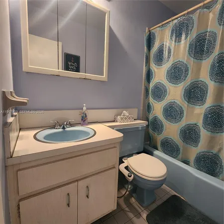 $175,000 | 2170 Northeast 51st Court, Unit A25, Fort Lauderdale, FL 33308