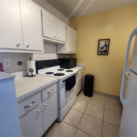 $175,000 | 2170 Northeast 51st Court, Unit A25, Fort Lauderdale, FL 33308