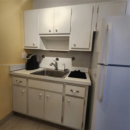 $175,000 | 2170 Northeast 51st Court, Unit A25, Fort Lauderdale, FL 33308