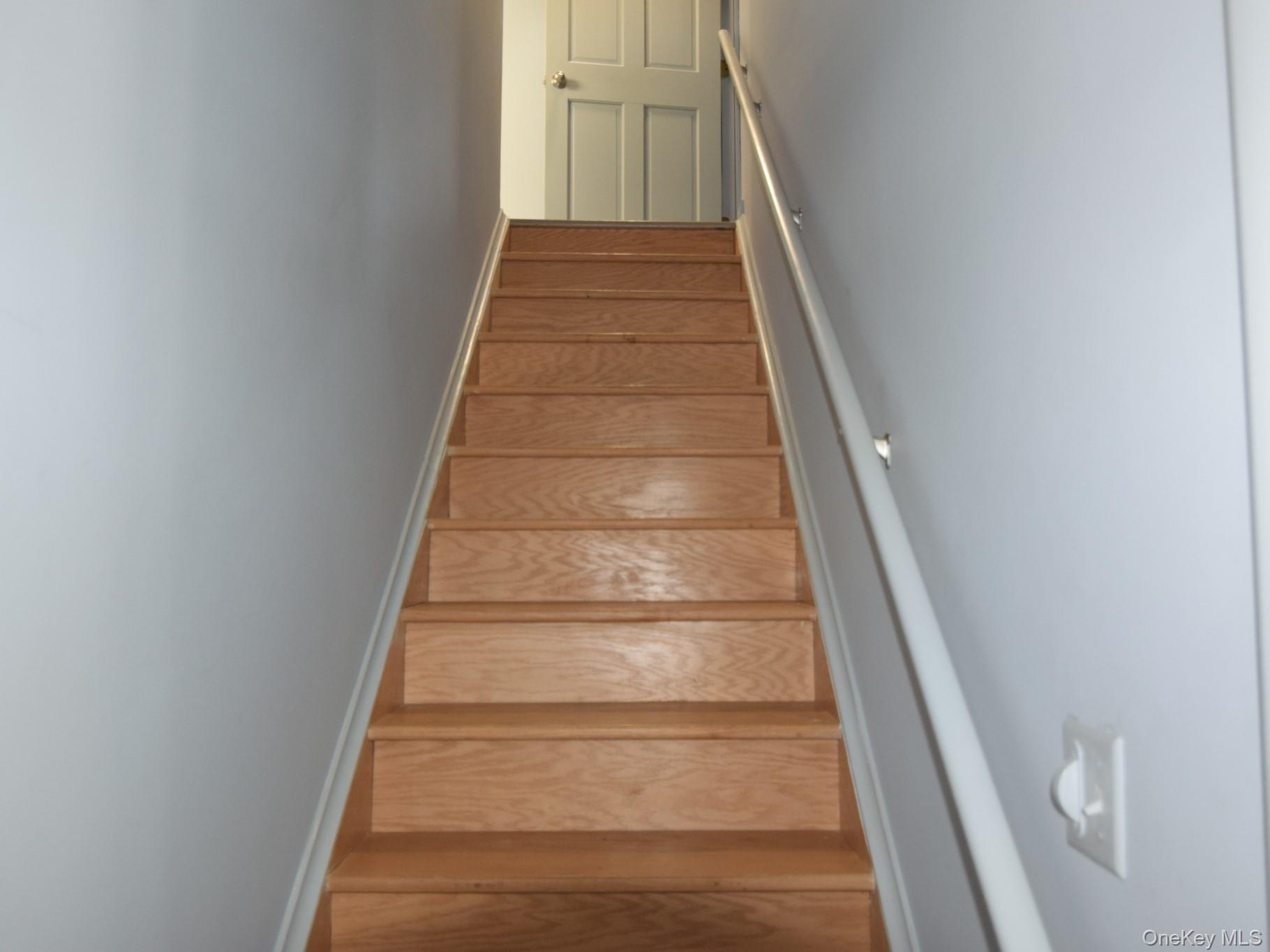 94 Hilltop Road Rhinebeck, NY 12572 - Photo 16 of 28 a view of entryway