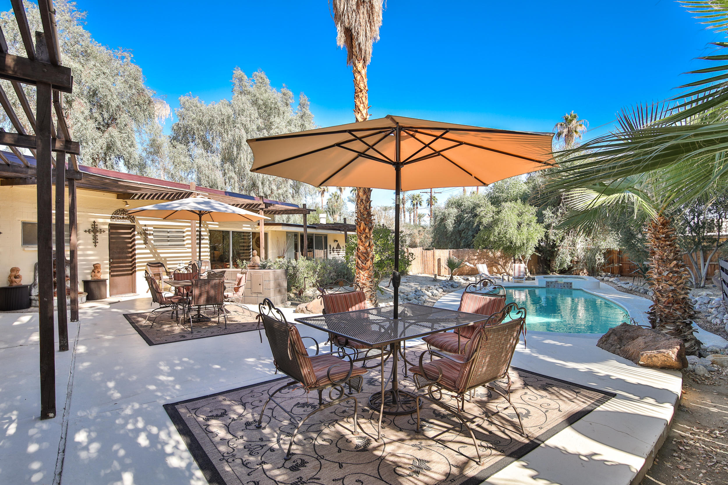 44712 San Benito Circle Palm Desert, CA 92260 - Photo 2 of 4 068A4887