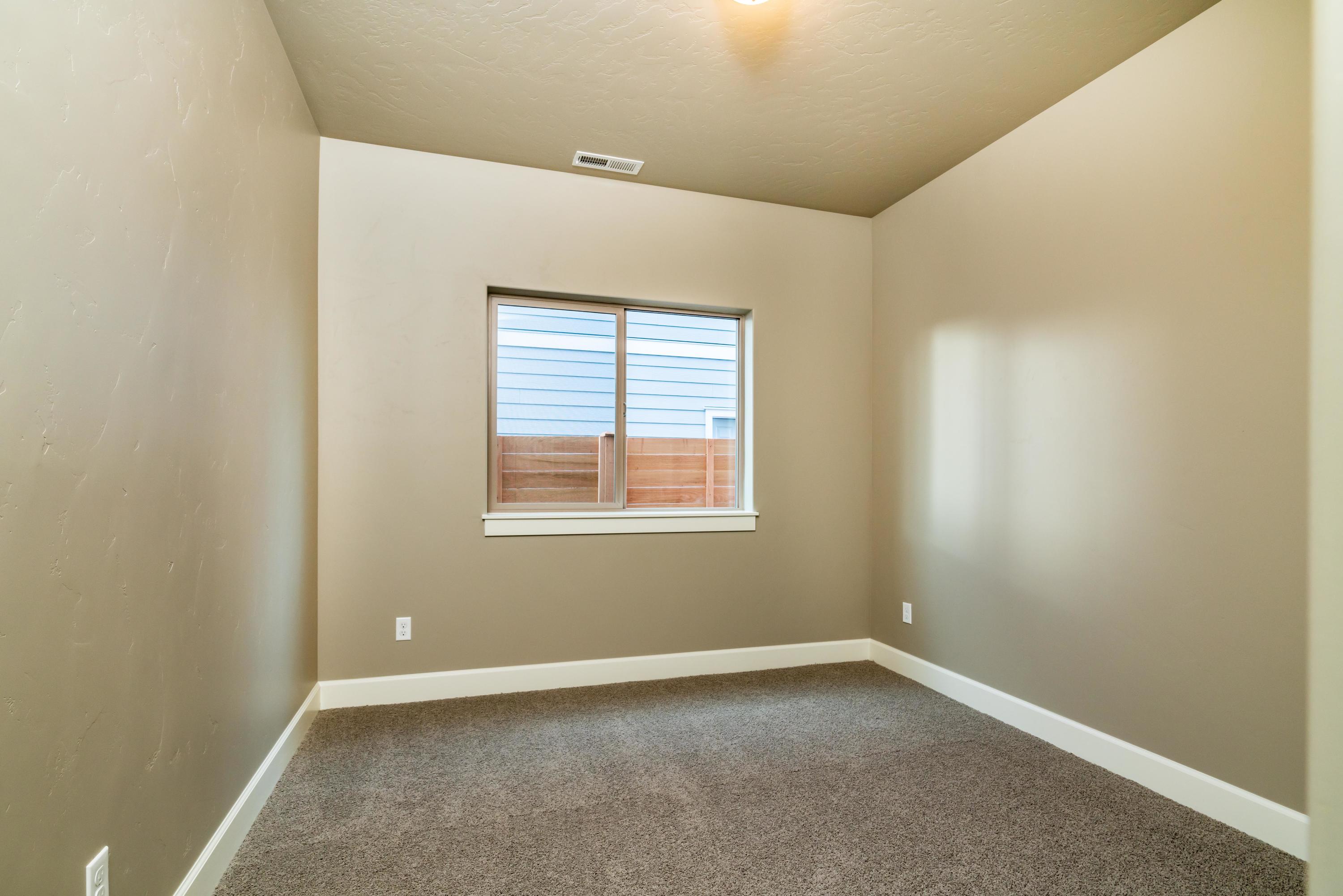 20595 Rolen Avenue, Unit LOT 166 Bend, OR 97702 - Photo 35 of 41 29 Stone Creek 135-41