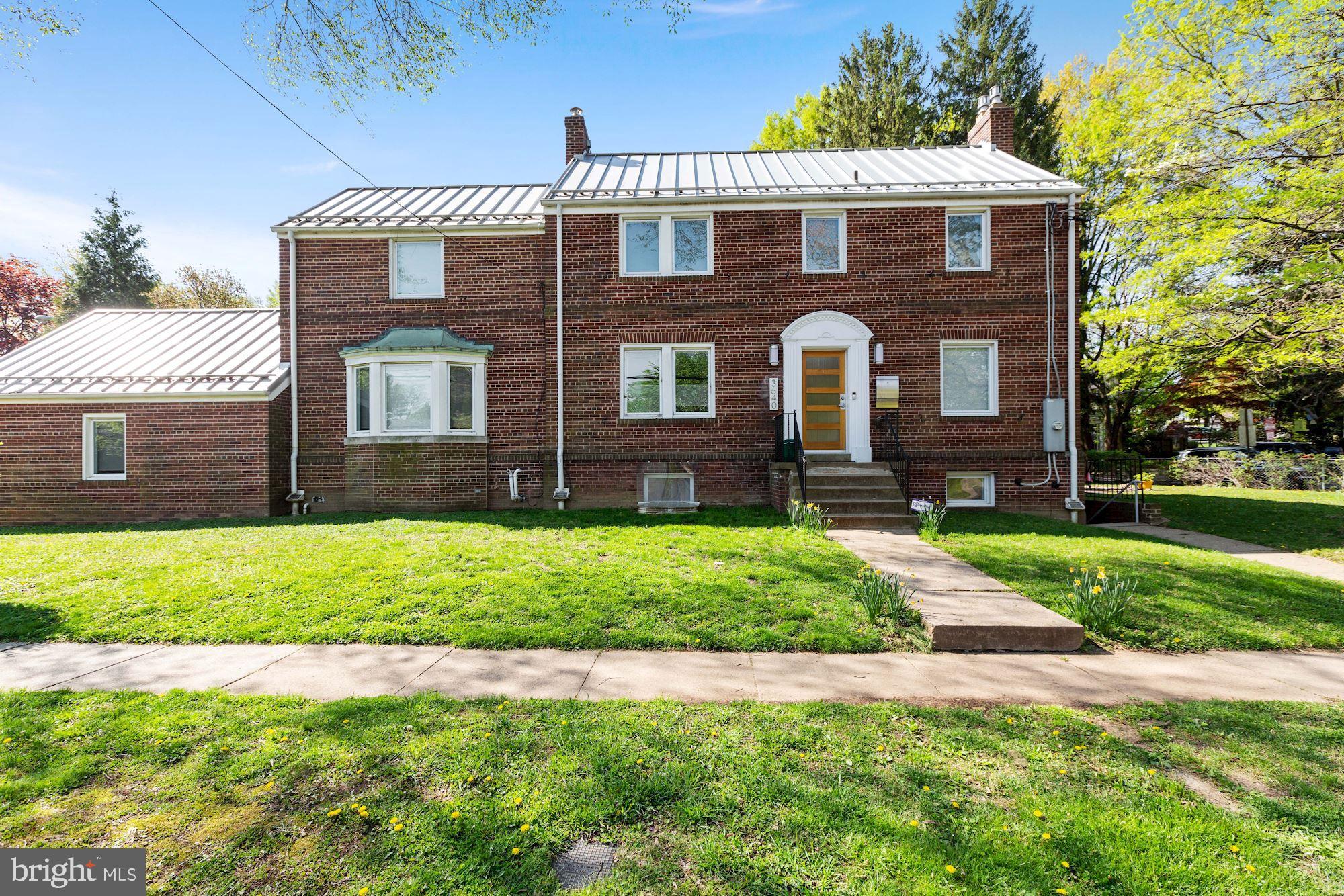 3640 Everett Street Northwest Washington, DC 20008 - Photo 4 of 29