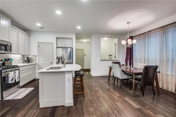 $3,300 | 4242 Cascade Sky Drive, Arlington, TX 76005