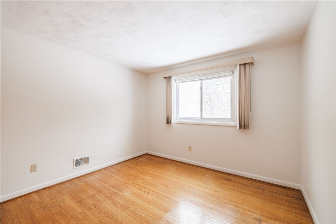 254 Parkview Drive Rochester, NY 14625 - Photo 18 of 36